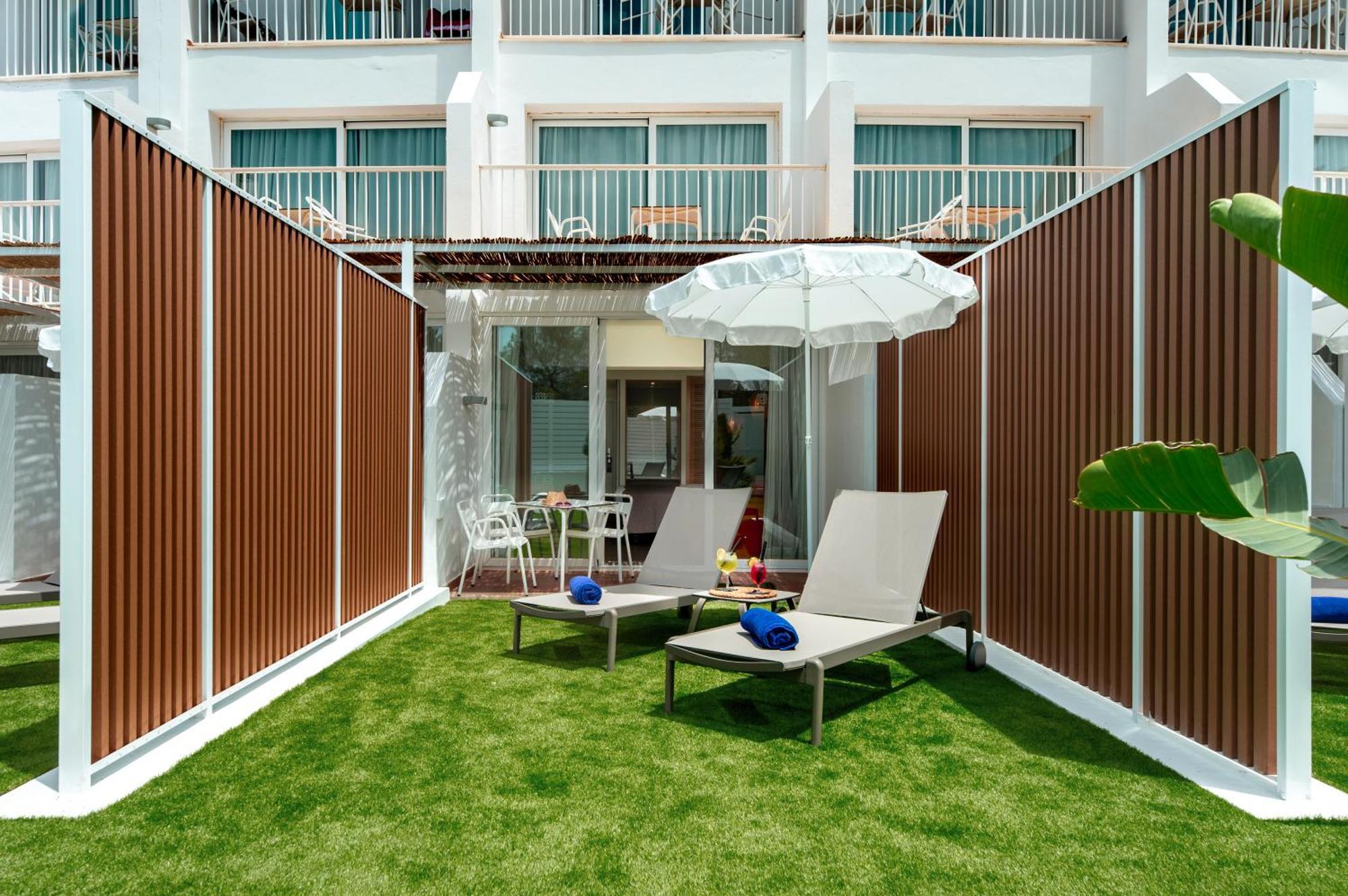 Hotel Vibra Cala Tarida-3Sup Кала-Таріда Екстер'єр фото