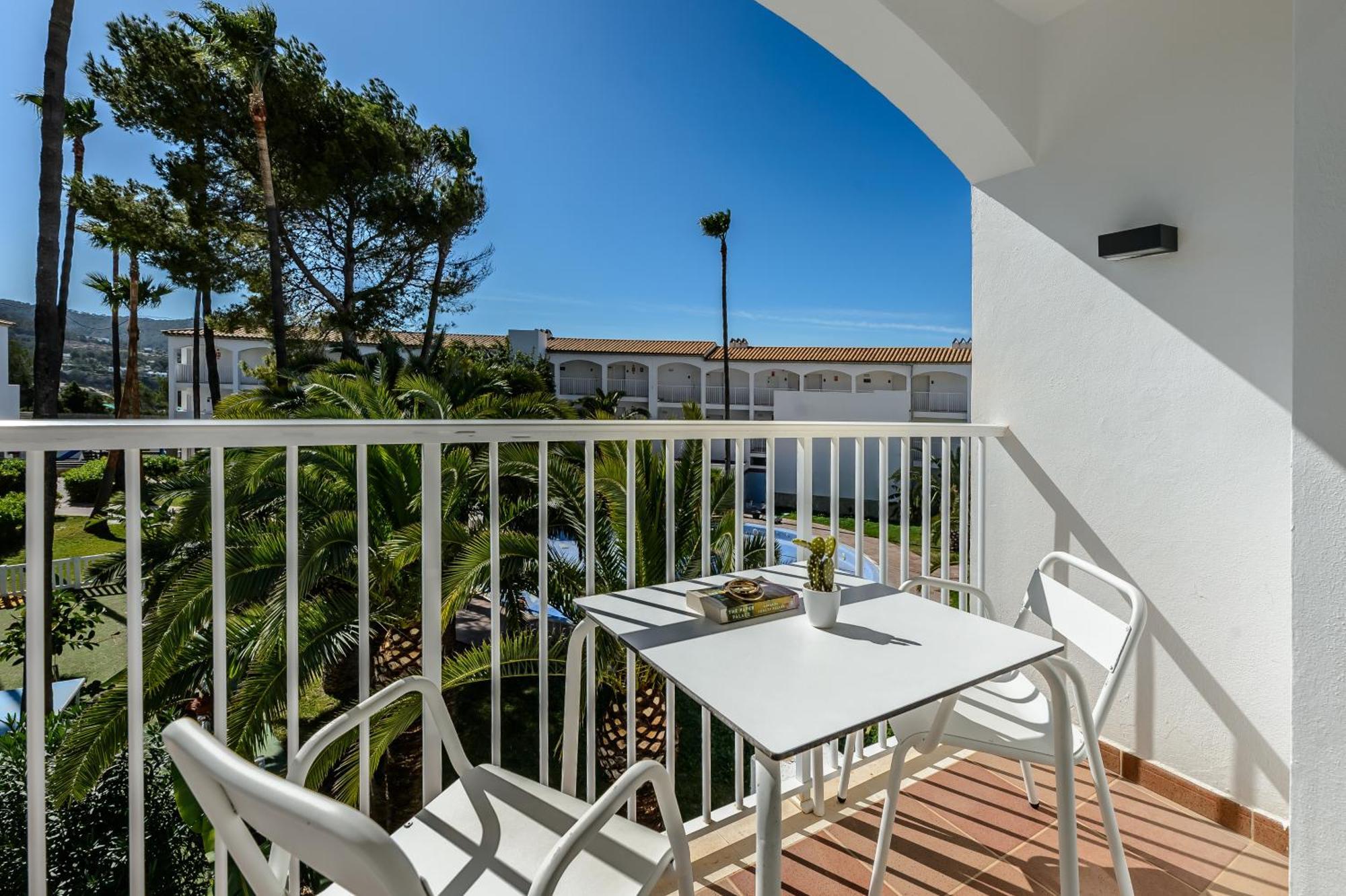 Hotel Vibra Cala Tarida-3Sup Кала-Таріда Екстер'єр фото